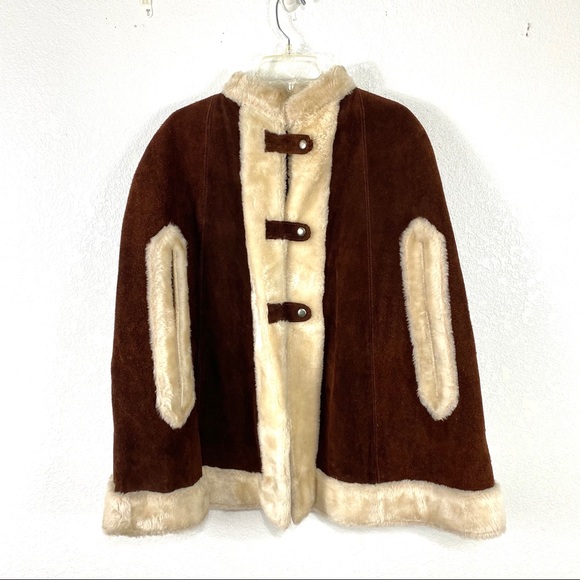 Vintage Jackets & Blazers - Vintage 1970s Suede Leather Faux fur Cape One size